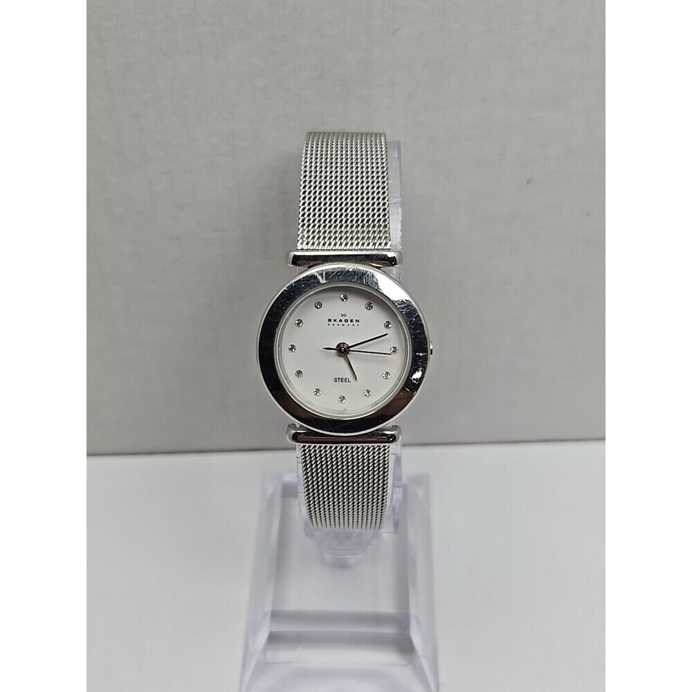 Skagen Denmark 107SSSD Crystal Mesh Bracelet Ladies Watch White Dial New Battery